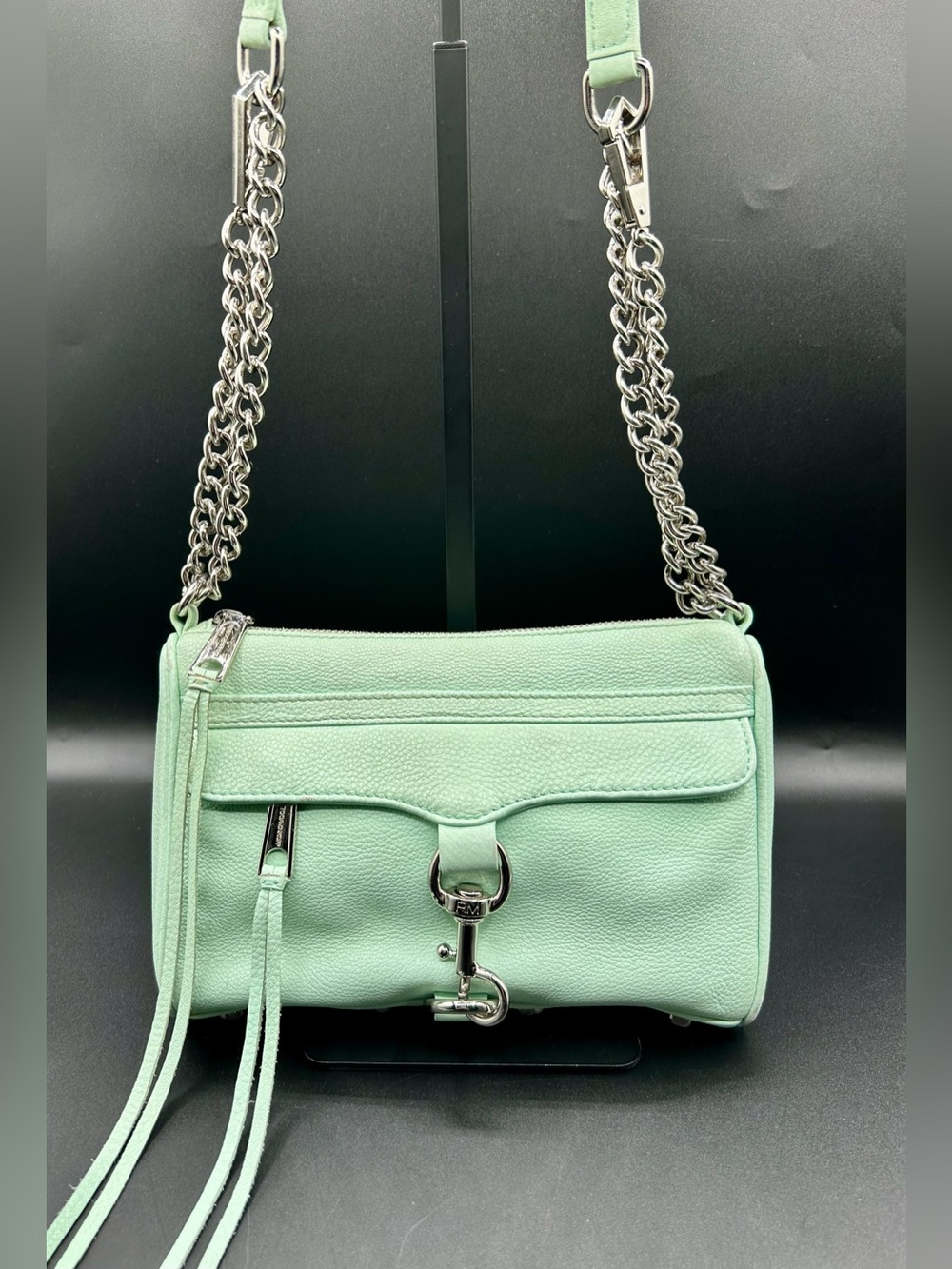 REBECCA MINKOFF M.A.C  Crossbody & Shoulder Bag in a Mint Green Pebbled Leather.